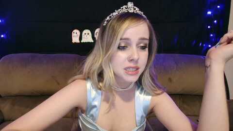 Media: lunalovelyy Myfreecams Invalid Date