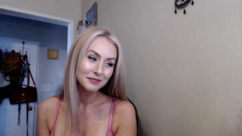 babyaustyn @ myfreecams on 20231012