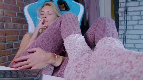Media: karoline121 Myfreecams Invalid Date