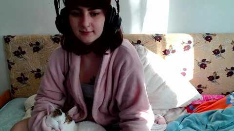 twopersonal @ myfreecams on 20231012