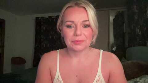 laralaughs @ myfreecams on 20231013