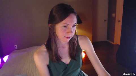 slimsexi @ myfreecams on 20231013