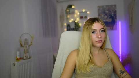 Media: tina_nappi18 Myfreecams Invalid Date