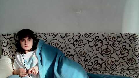 twopersonal @ myfreecams on 20231013