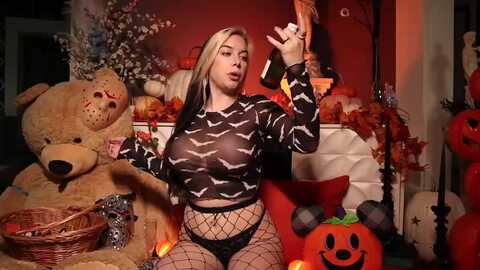 Media: cubbixoxo Myfreecams Invalid Date