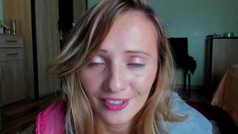 Media: katbirdie_x Myfreecams Invalid Date