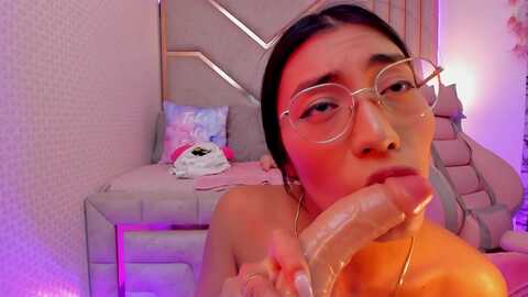 Media: hanna_f Myfreecams Invalid Date