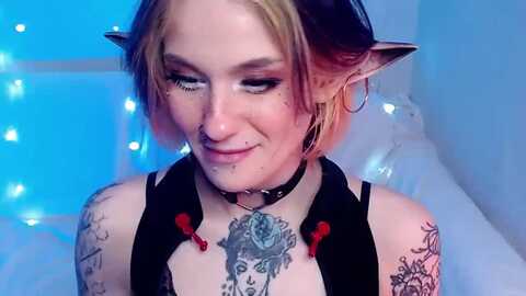 hella_hell @ myfreecams on 20231015
