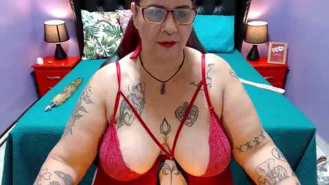 laura_riley @ myfreecams on 20231015