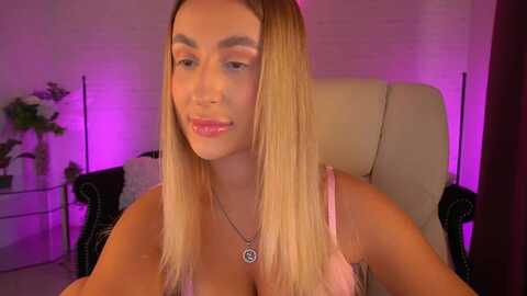 Media: lia__angel Myfreecams Invalid Date