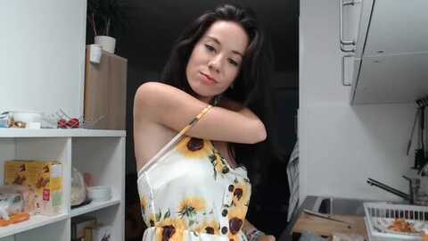 Media: roselynmoon Myfreecams Invalid Date