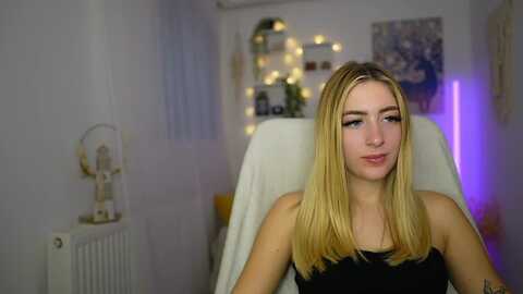Media: tina_nappi18 Myfreecams Invalid Date