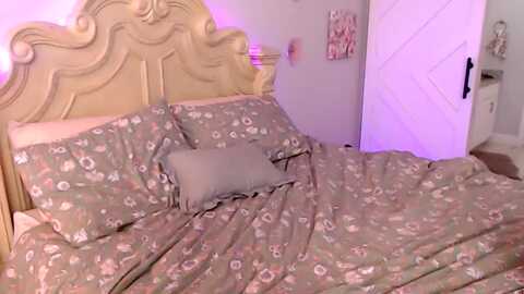 Media: addictivekiss Myfreecams Invalid Date