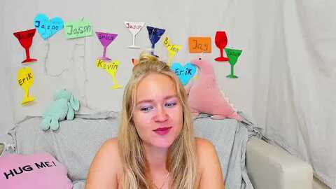 angel_kristy @ myfreecams on 20231017