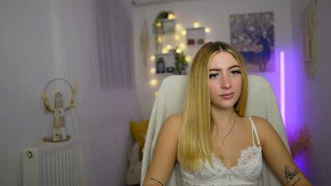 Media: tina_nappi18 Myfreecams Invalid Date