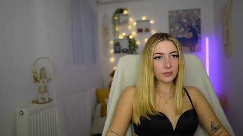 Media: tina_nappi18 Myfreecams Invalid Date