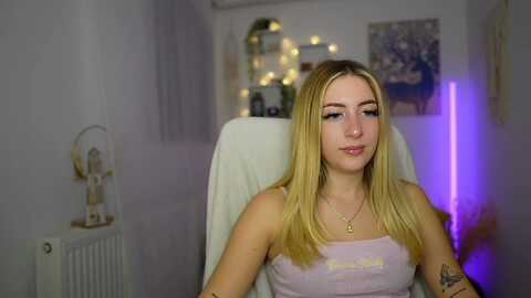 Media: tina_nappi18 Myfreecams Invalid Date