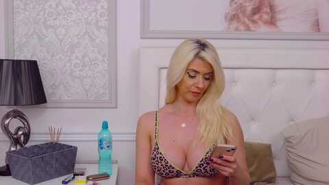 Media: adelynchase Myfreecams Invalid Date