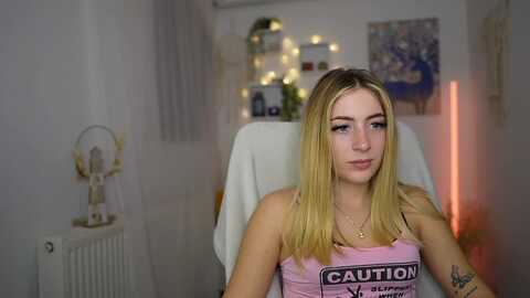 Media: tina_nappi18 Myfreecams Invalid Date