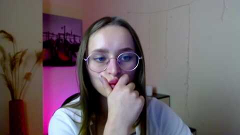 Media: alis_saa Myfreecams Invalid Date