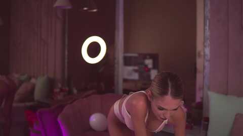 Media: esmeainsley Myfreecams Invalid Date