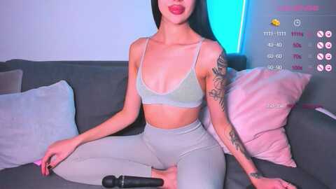 hannaheey @ myfreecams on 20231020