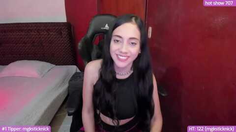 Media: evi3_ Myfreecams Invalid Date