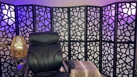 autumn_ari @ myfreecams on 20231022