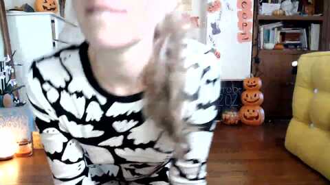 Media: wildflowerem Myfreecams Invalid Date