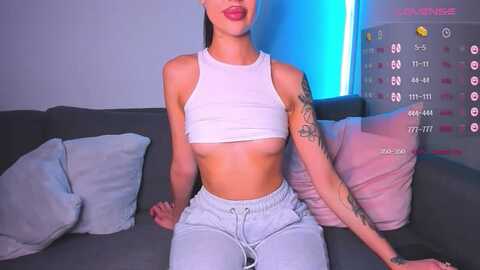 hannaheey @ myfreecams on 20231023