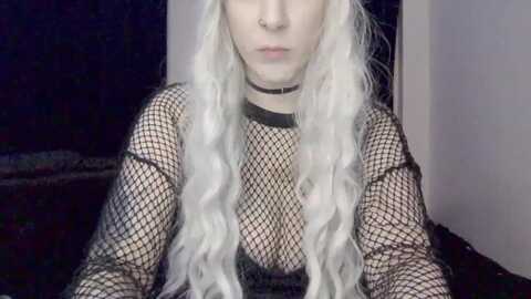 itsravenroses @ myfreecams on 20231024
