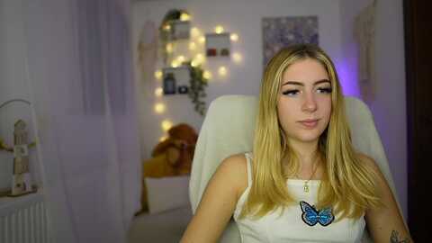 Media: tina_nappi18 Myfreecams Invalid Date