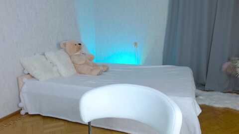 lana_ki1ty @ myfreecams on 20231025