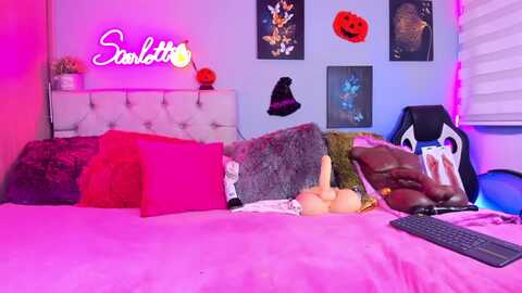Media: scarlett_1801 Myfreecams Invalid Date