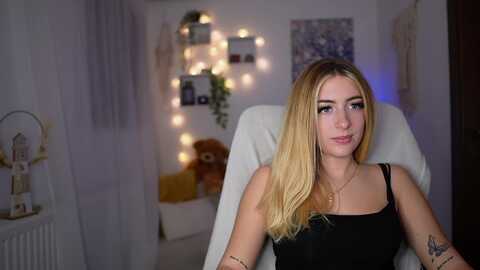 Media: tina_nappi18 Myfreecams Invalid Date