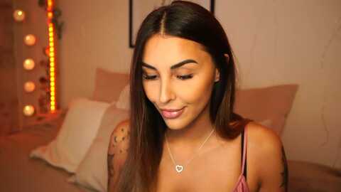 lisamelow @ myfreecams on 20231027