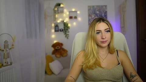 Media: tina_nappi18 Myfreecams Invalid Date