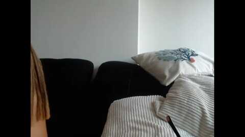 belle_knox @ myfreecams on 20231028