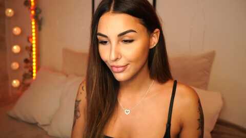 lisamelow @ myfreecams on 20231028