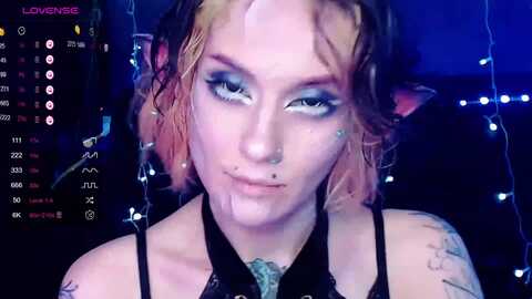 hella_hell @ myfreecams on 20231029