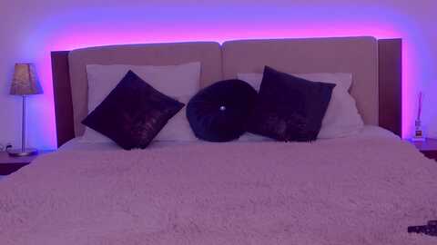 Media: lorettelorena Myfreecams Invalid Date