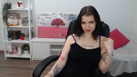 Media: nicolyrio Myfreecams Invalid Date