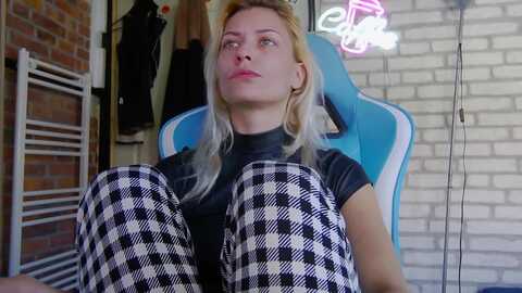 Media: karoline121 Myfreecams Invalid Date