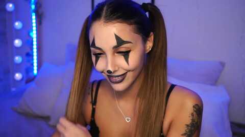 lisamelow @ myfreecams on 20231031