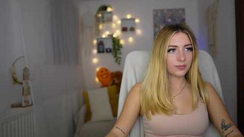 Media: tina_nappi18 Myfreecams Invalid Date