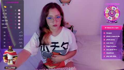 sararuales5 @ myfreecams on 20231101