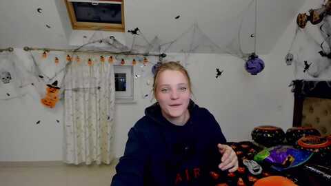 Media: marieandrea Myfreecams Invalid Date