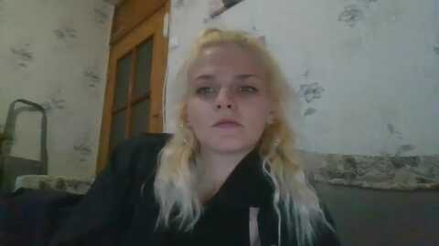 sweetvickie @ myfreecams on 20231102