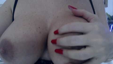 Media: marrylouanne Myfreecams Invalid Date
