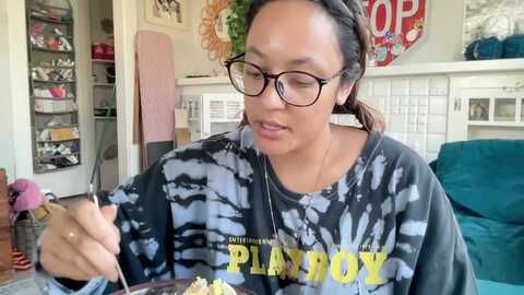 Media: dreamyriri Myfreecams Invalid Date